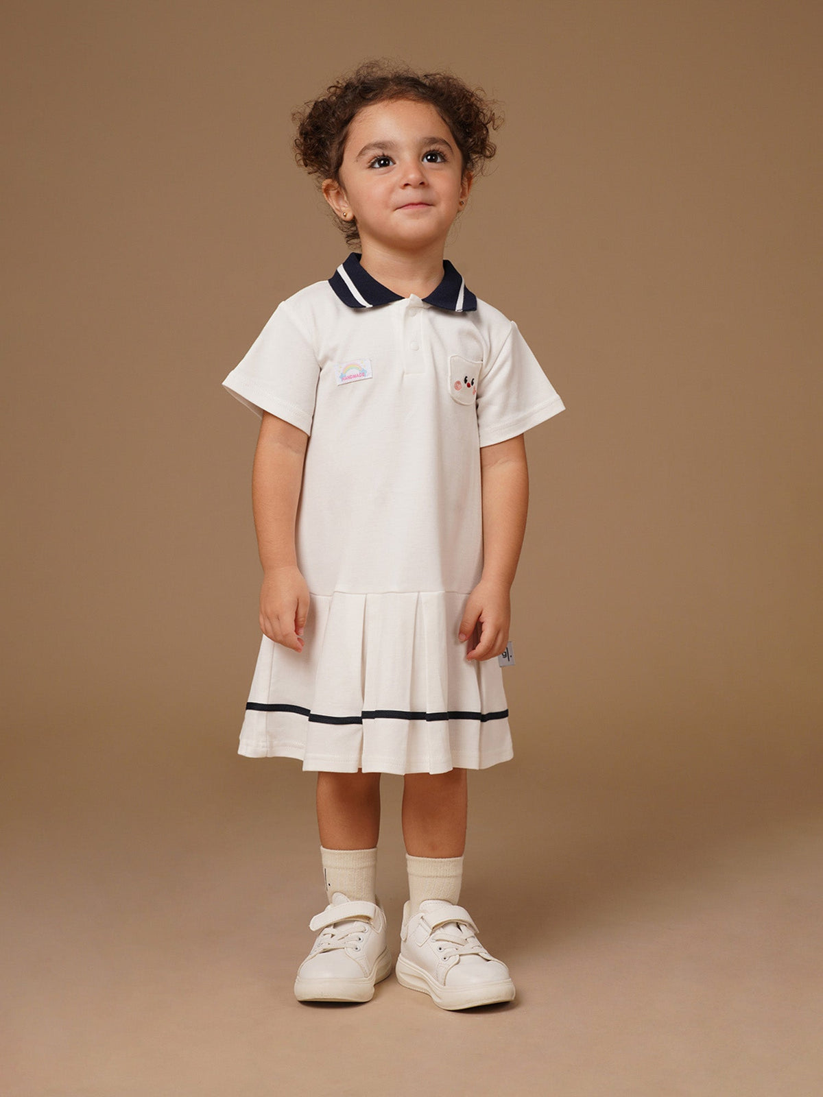 #color_white / navy