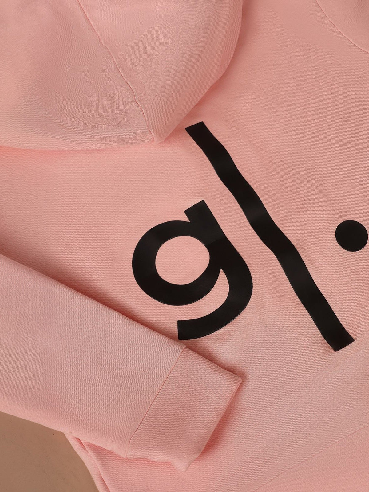#color_feminine pink