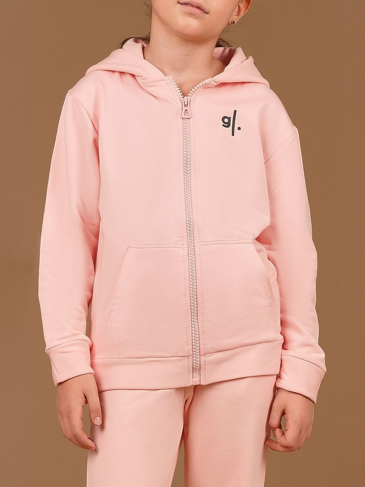 #color_feminine pink