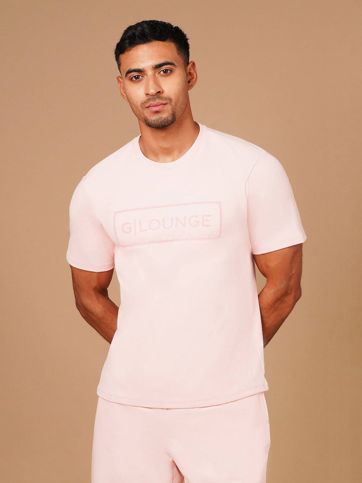 #color_feminine pink