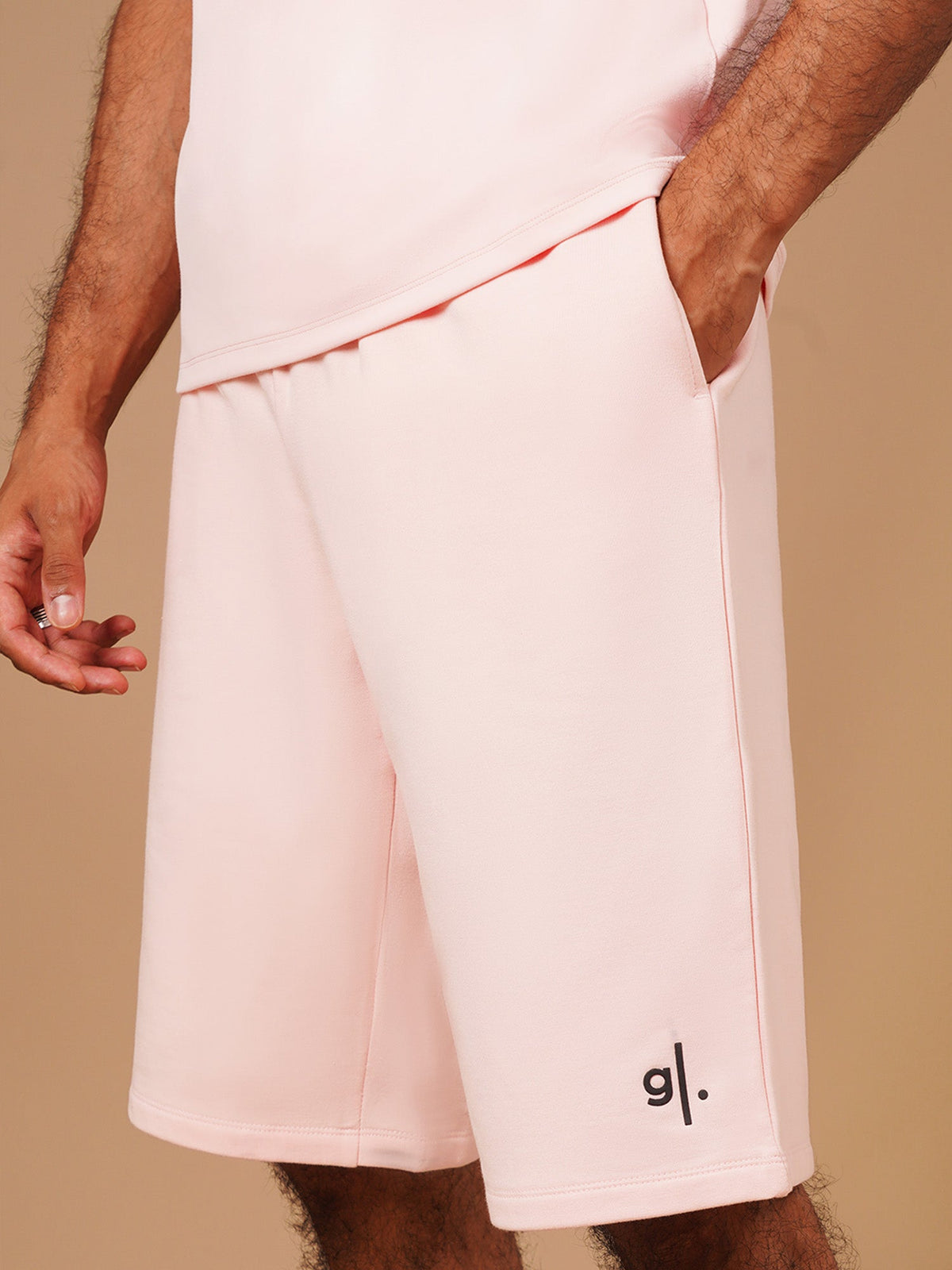 #color_feminine pink