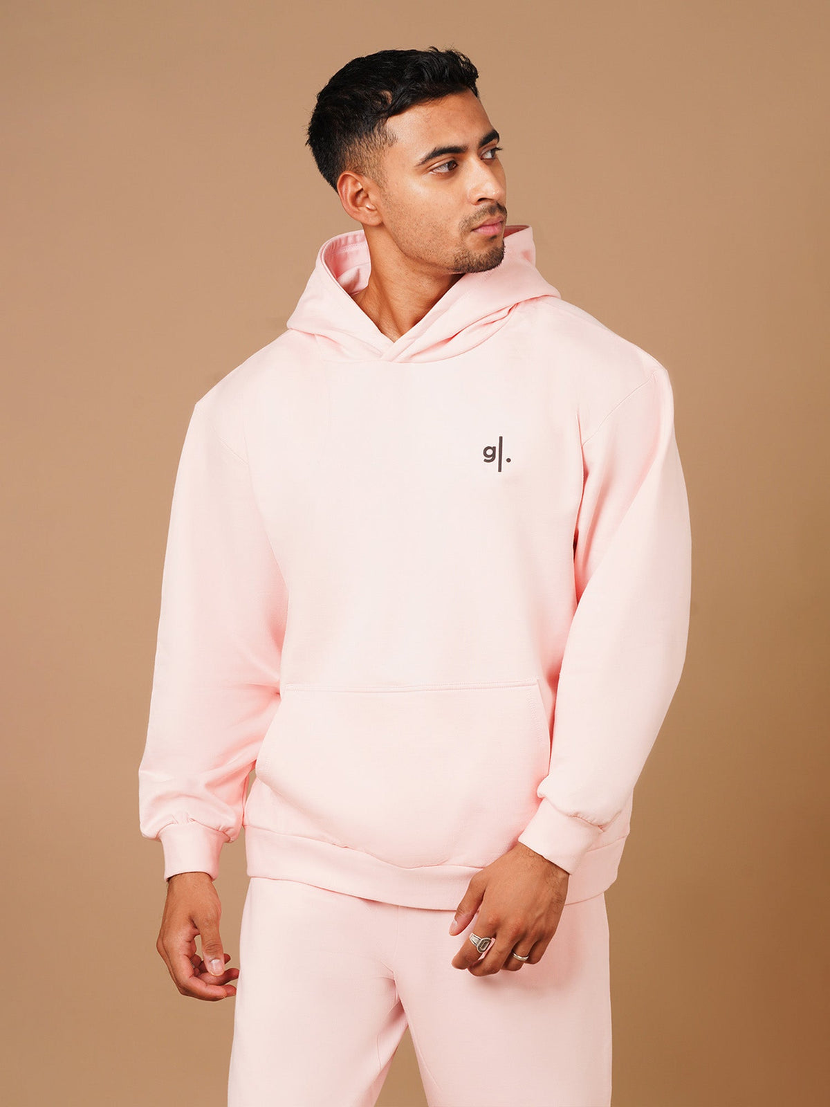 #color_feminine pink