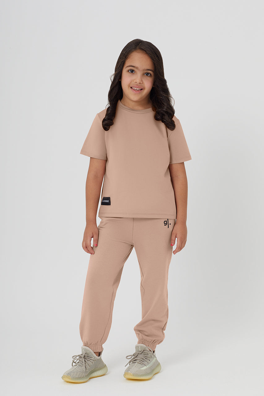 #color_taupe