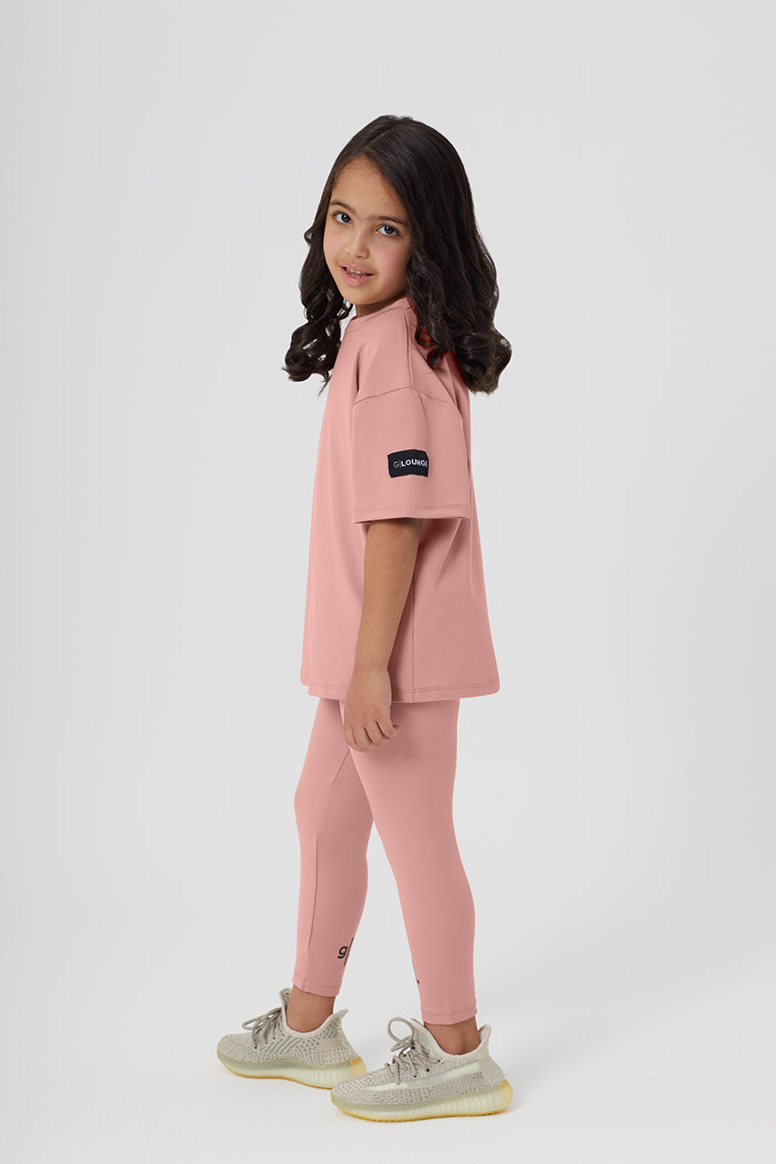 #color_feminine pink