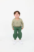#color_ivory / green