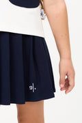 #color_white / navy