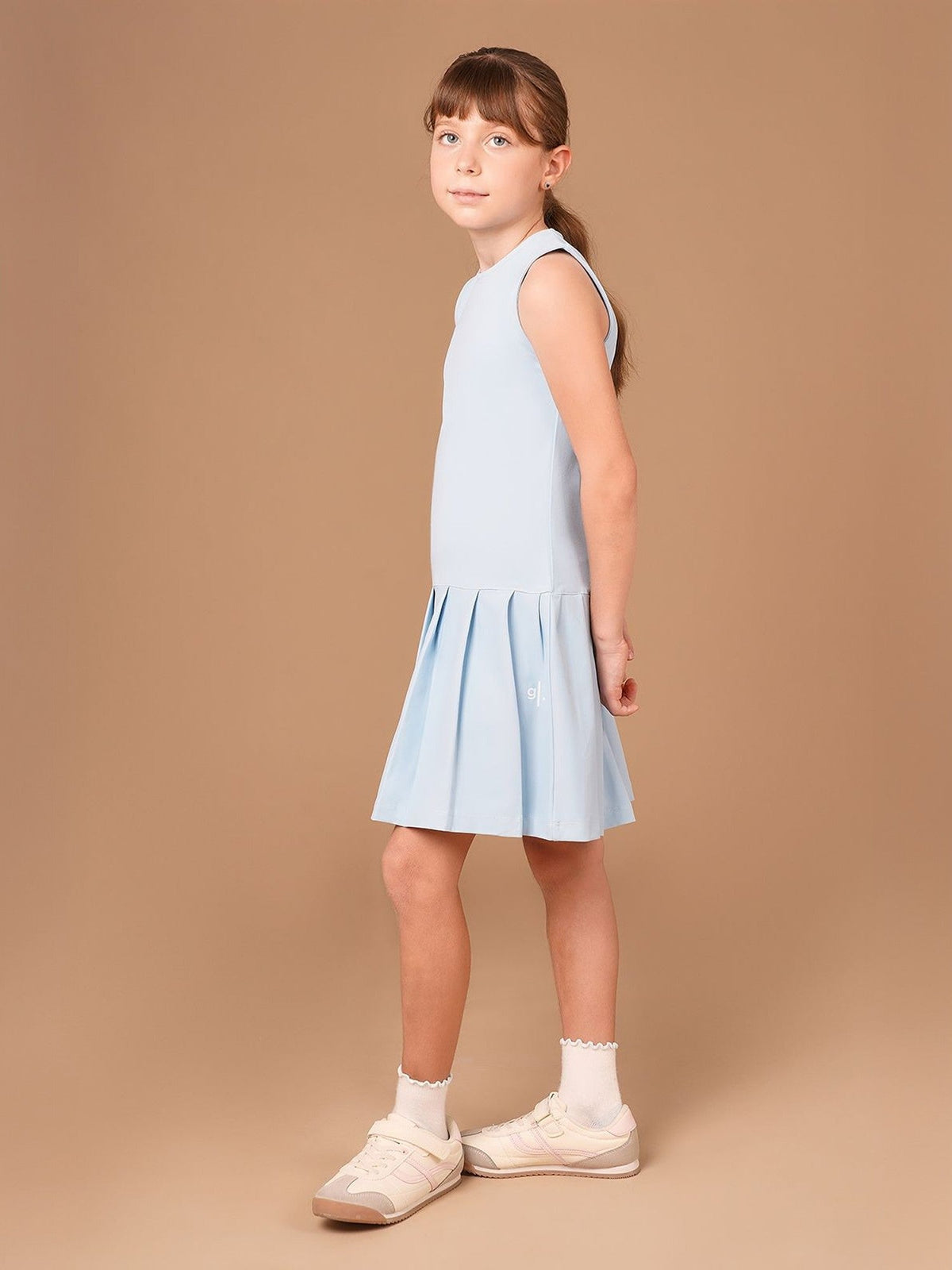 #color_pale blue