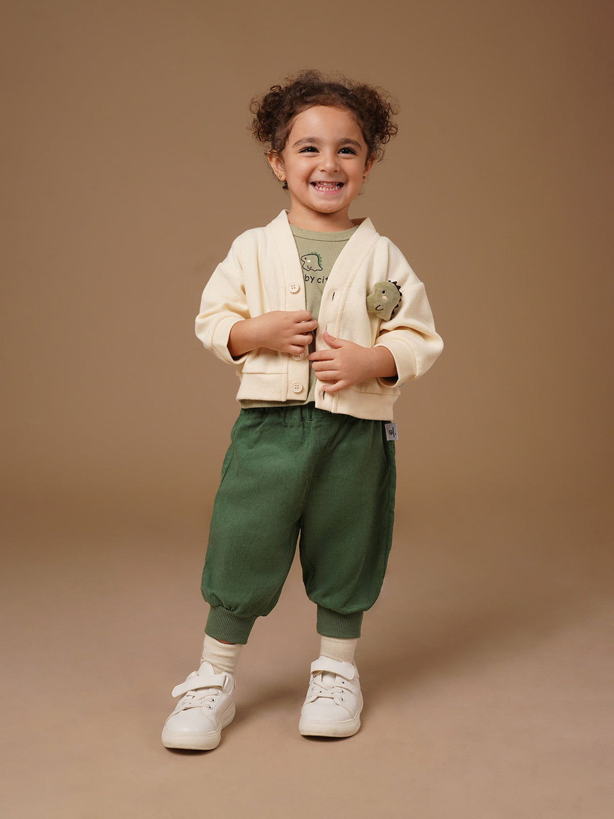 #color_ivory / green