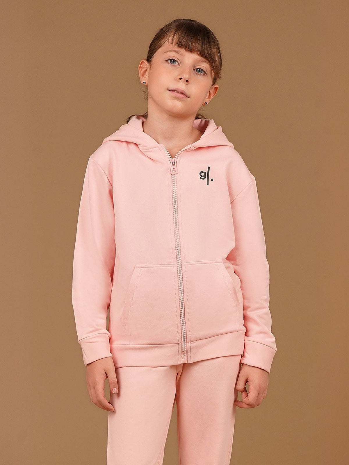 #color_feminine pink