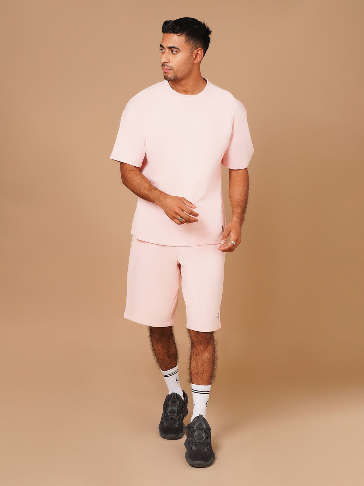 #color_feminine pink