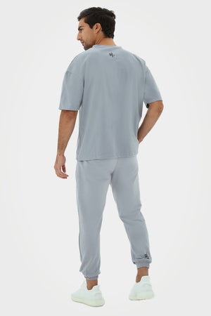 Oversized Men Sustainable Every Body T-Shirt