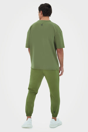 Oversized Men Sustainable Every Body T-Shirt