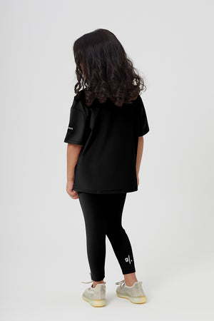 Girls Sustainable Oversized T-shirt