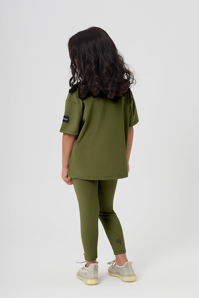 Girls Sustainable Oversized T-shirt