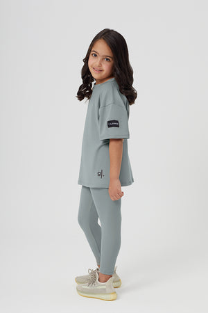 Girls Sustainable Oversized T-shirt